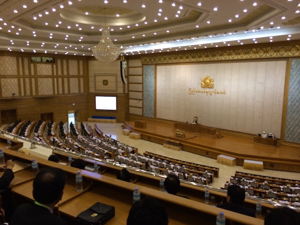 4ミャンマー連邦議会